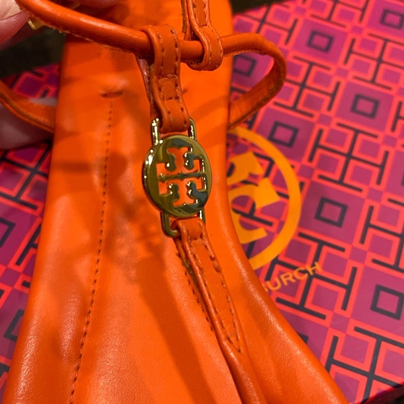 TORY BURCH 8.5M BRIGHT POPPY ORANGE MINI MILLER TYPE ALL LEATHER STRAP SANDALS - Picture 6 of 15